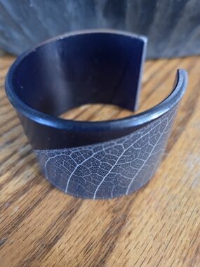 Black Resin Cuff Bracelet with White Leaf Vein Detail